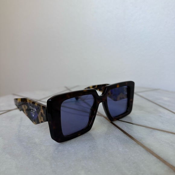Exclusive Prada Sunglasses - Picture 3 of 6